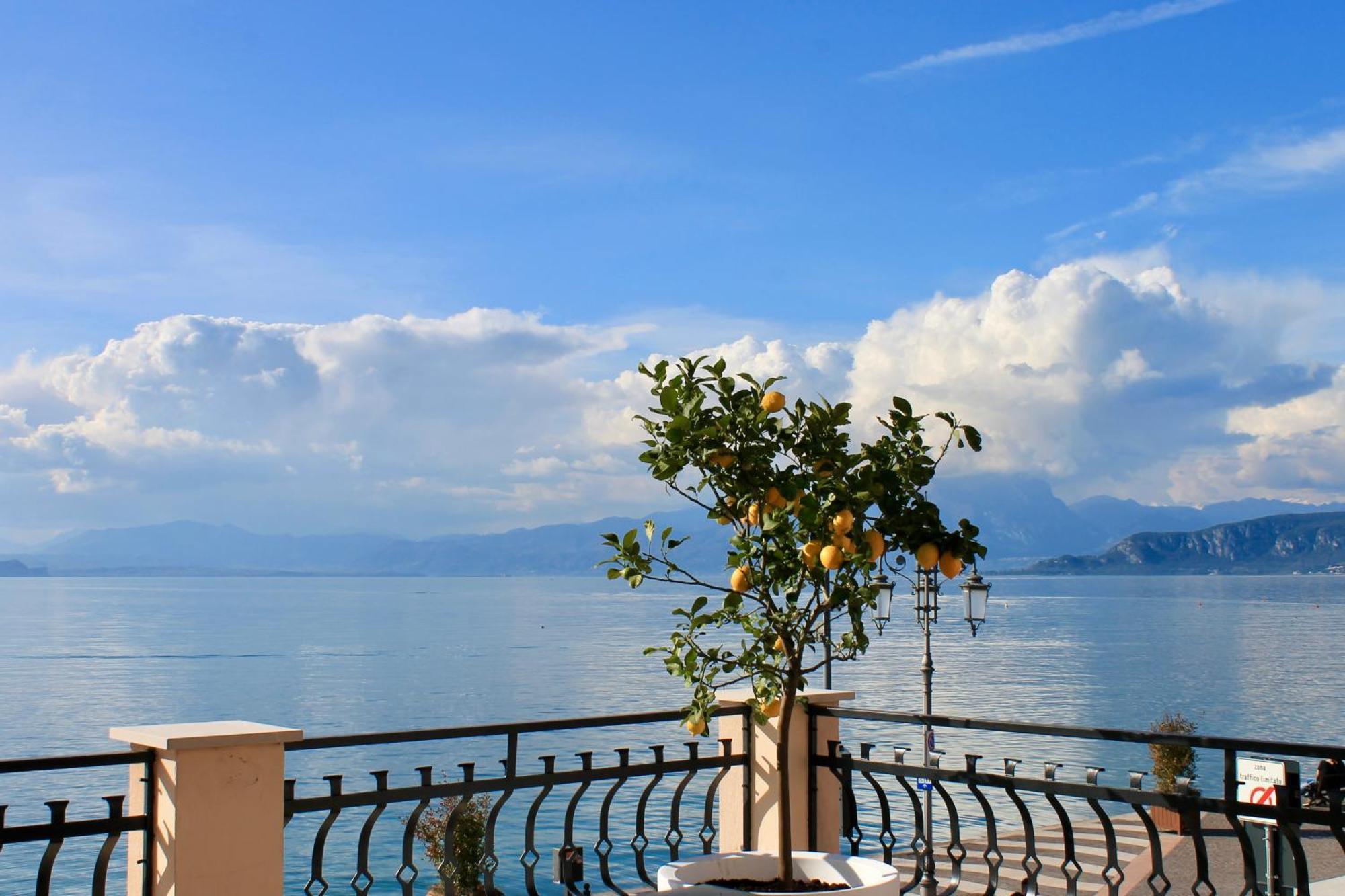 La Vista Postcard Hotel Lazise Ngoại thất bức ảnh