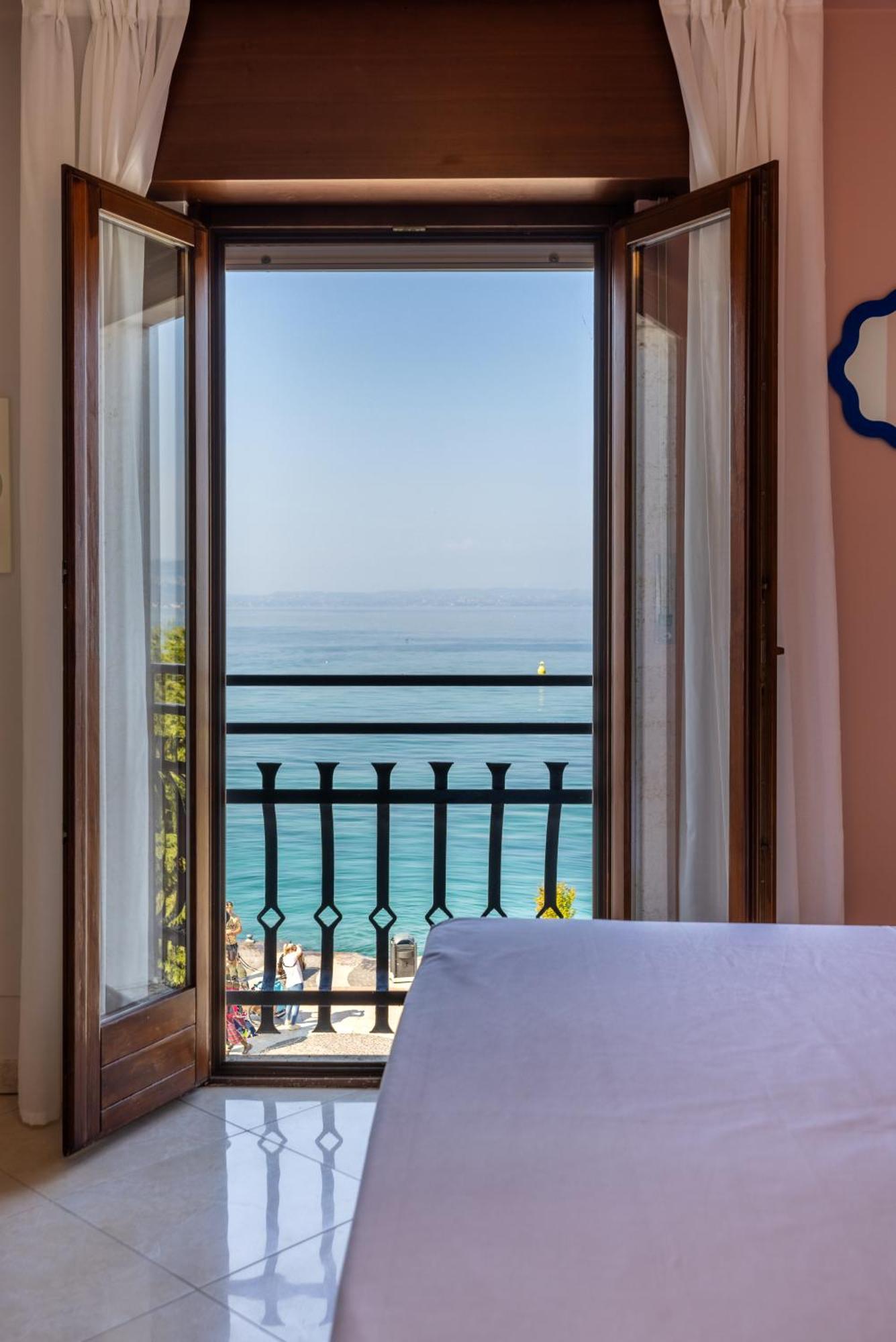 La Vista Postcard Hotel Lazise Ngoại thất bức ảnh