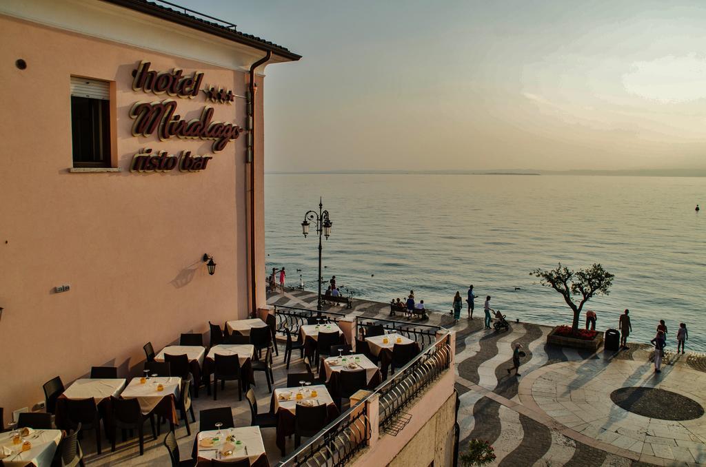 La Vista Postcard Hotel Lazise Phòng bức ảnh